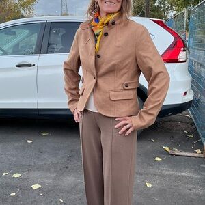 Vintage/retro Old Navy golden camel poly/wool blazer.